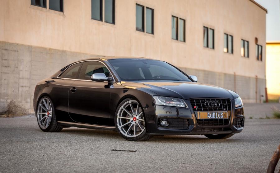  Audi S5 Coupe on Vorsteiner Wheels (V-FF 102) 2016 года  (фото 1 из 39)